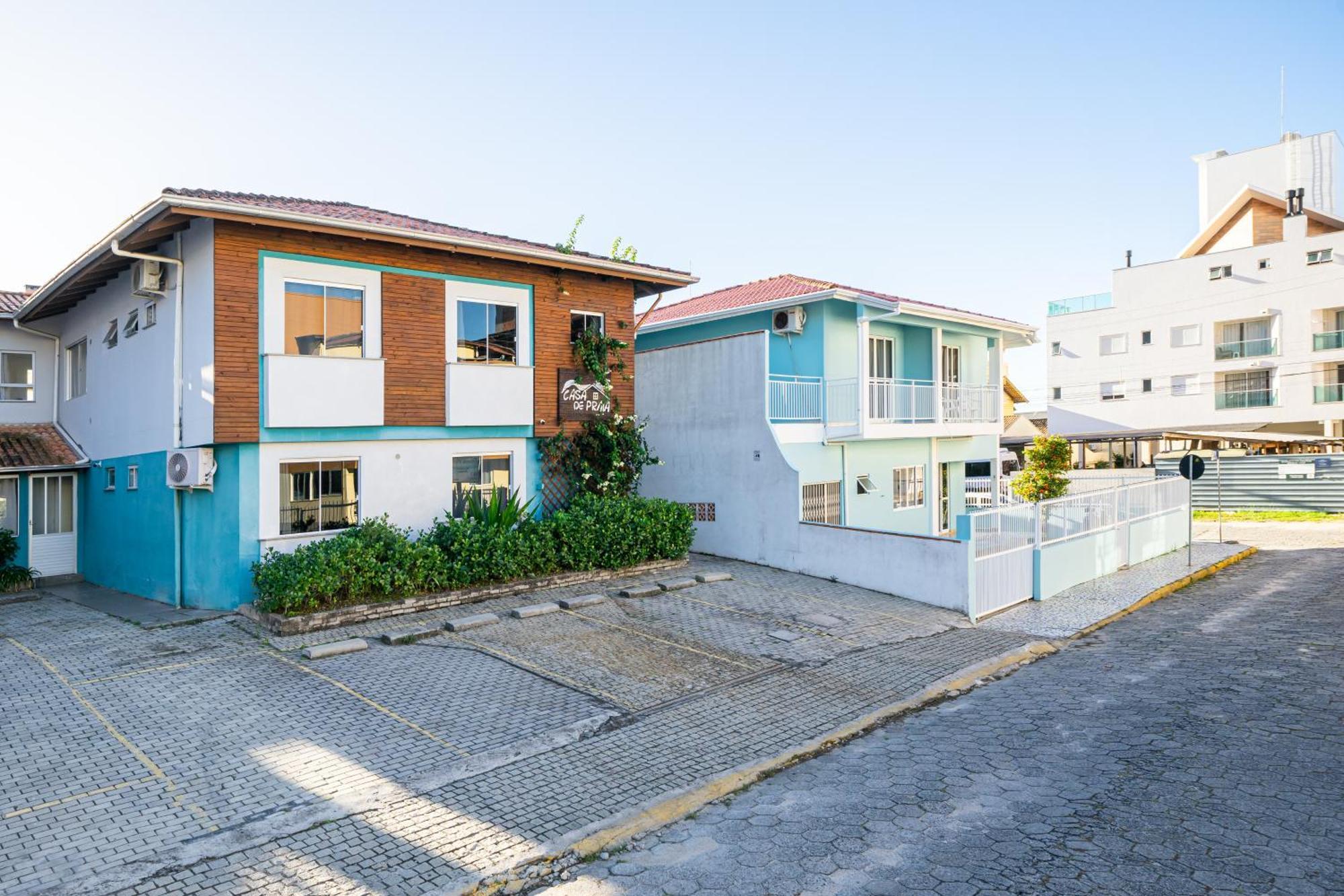 Pousada Casa De Praia Бомбиньяс Экстерьер фото